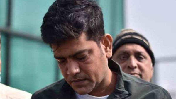 शुक्ला नहीं थे पहली पसंद शुक्ला नहीं थे पहली पसंद