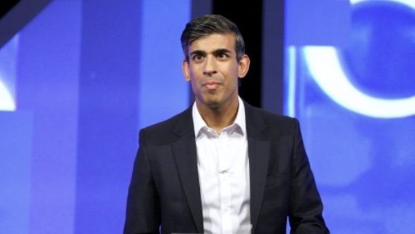 सोशल मीडिया पर खूब हुआ चर्चित