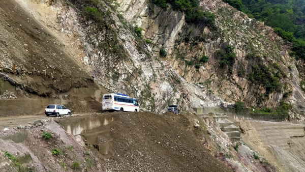  31मार्च 2023 से पहले ब्लास्टिंग कार्य पर रोक लगाने के निर्देश 