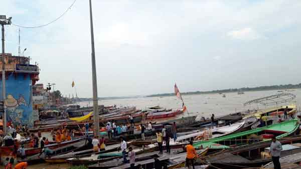 शुक्रवार सायंकाल 65.6 मीटर दर्ज किया गया