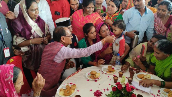  पेयजल की व्यवस्था के लिए सीएम ने अधिकारियों को दिए निर्देश 
