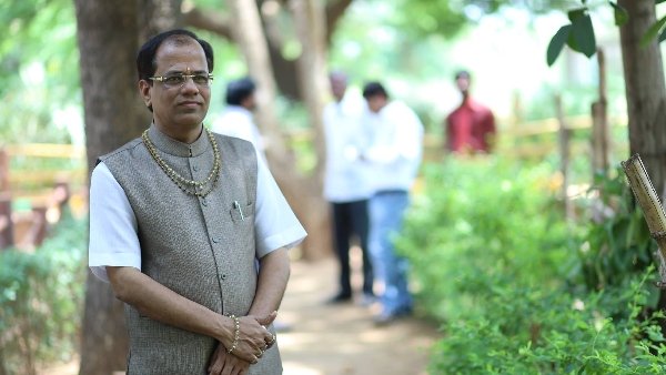 घर और वास्तु के बारे में सपने देखना शुरू किया