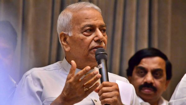 यशवंत सिन्हा को देना चाहिए वोट