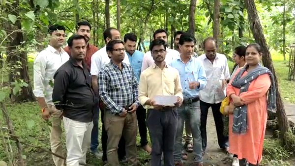 पटवारियों को सांप-बिछुओं का डर, एप से सर्वे करने से इंकार पटवारियों को सांप-बिछुओं का डर, एप से सर्वे करने से इंकार