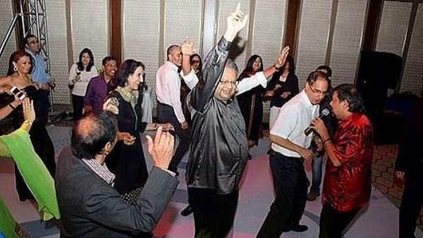  बचपन से ही शेयर बाजार में रुचि