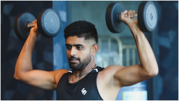 कैप्शन में लिखी खास बात कैप्शन में लिखी खास बात