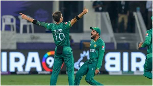 मुकाबले का हाल