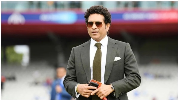 इंडिया लीजेंड्स टीम में कप्तान सचिन तेंदुलकर इंडिया लीजेंड्स टीम में कप्तान सचिन तेंदुलकर