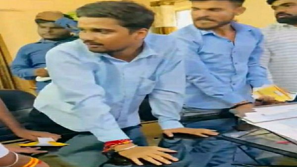 मामला प्रिंसिपल पर पहुंचा