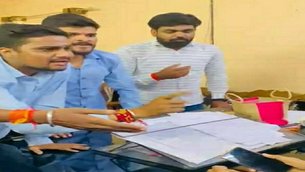 आखिर क्यों गुंडागर्दी पर उतर आया है एबीवीपी संगठन