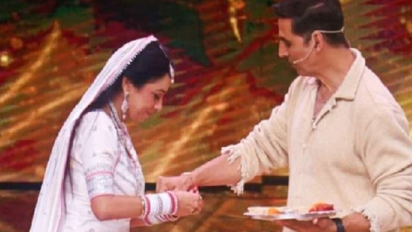 अक्षय कुमार को साल 1992 से जानती हैं रूपाली अक्षय कुमार को साल 1992 से जानती हैं रूपाली