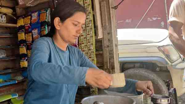 शुरुआत में लोग कसते थे फब्तियां