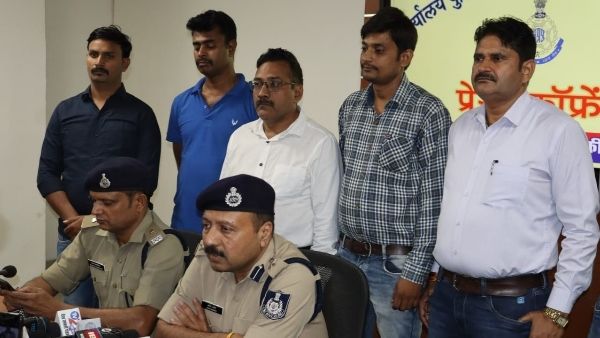 ग्रामीण क्षेत्रों में बेच देते थे सस्ते में डीजल
