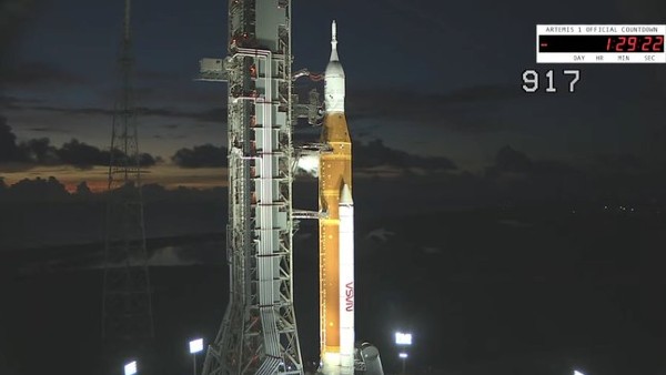 इंजन नंबर 3 में आई समस्या