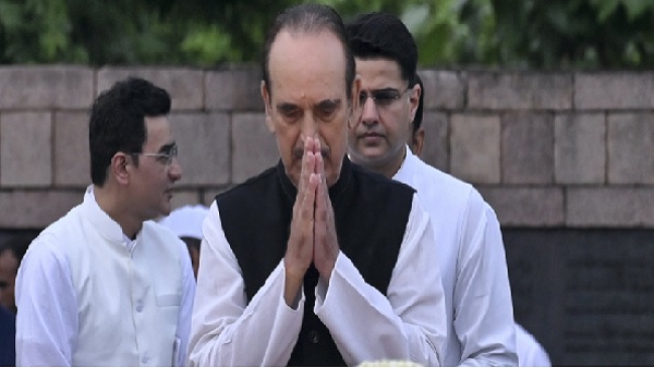 कहलाते थे गांधी परिवार के करीबी