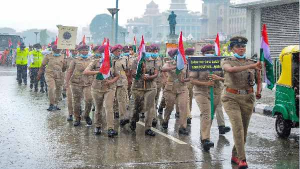 अशफाक ने गोरों को दिया जवाब