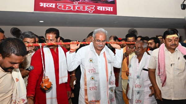 हनुमान मंदिर से शुरू हुई कांवड़ यात्रा हनुमान मंदिर से शुरू हुई कांवड़ यात्रा