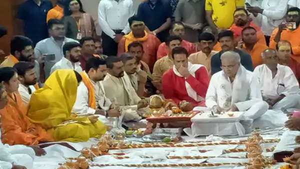 हनुमान मंदिर से शुरू हुई कांवड़ यात्रा हनुमान मंदिर से शुरू हुई कांवड़ यात्रा