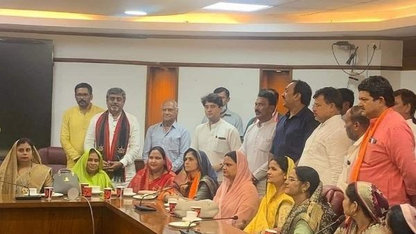 केंद्रीय मंत्री ज्योतिरादित्य सिंधिया रखे हुए हैं पैनी नजर