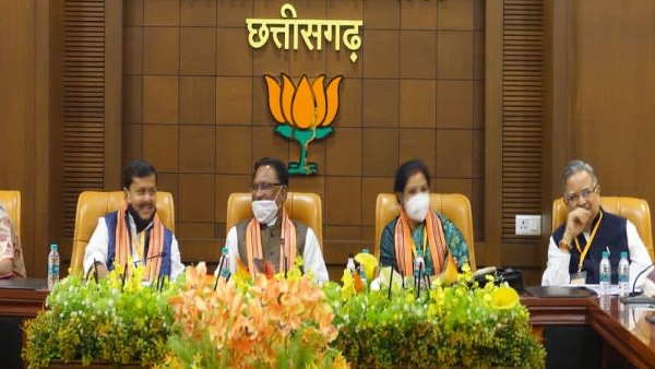 लम्बे समय से पद पर जमे नेताओं के खिलाफ असंतोष 