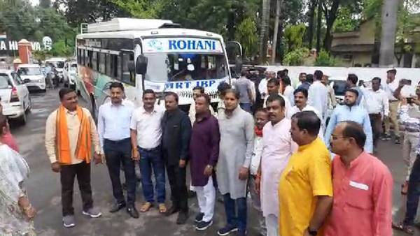 करीब 36 घंटे चला बाड़ाबंदी का ड्रामा !