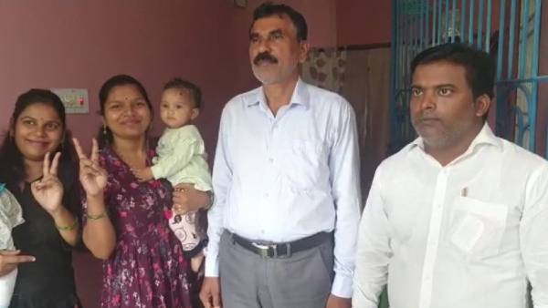 परिवार वालों में जश्न का माहौल