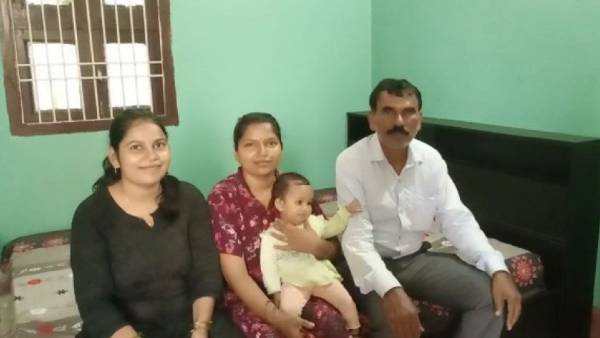 घर पर पढ़ाई के लिए कोचिंग चलाते थे सुधीर