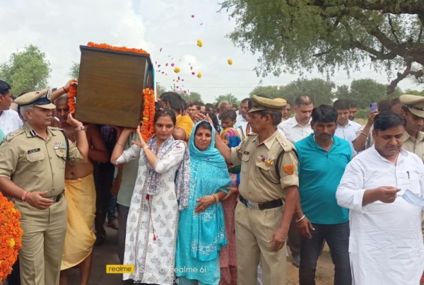  बेटी के साथ किया वादा नहीं निभा पाए