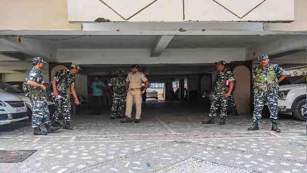नीतीश को नहीं मिल पा रहा जवाब 