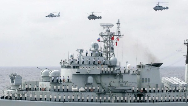 ताइवान पर सैन्य अभियान का बहाना ढूंढ रहा चीन ताइवान पर सैन्य अभियान का बहाना ढूंढ रहा चीन