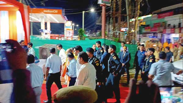 समय से पूरा कराएं फोरलेन निर्माण कार्य