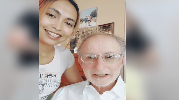 दोनों के बीच 42 साल का फासला दोनों के बीच 42 साल का फासला