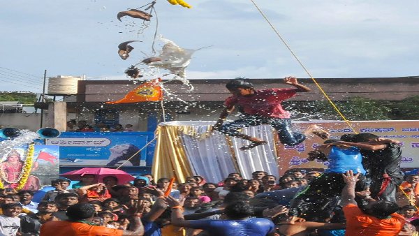 सरकारी नौकरियों में गोविंदा को छूट