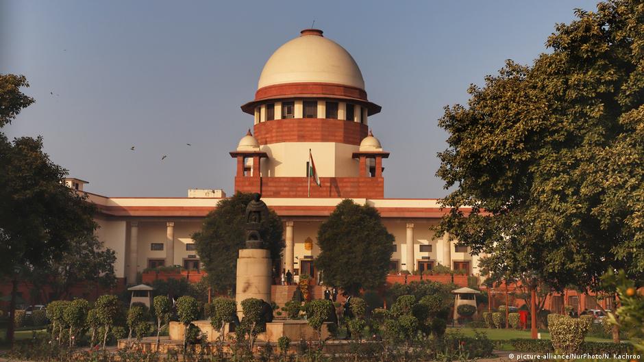 भारत की अदालतों में करोड़ों मामले लंबित पड़े हुए हैं