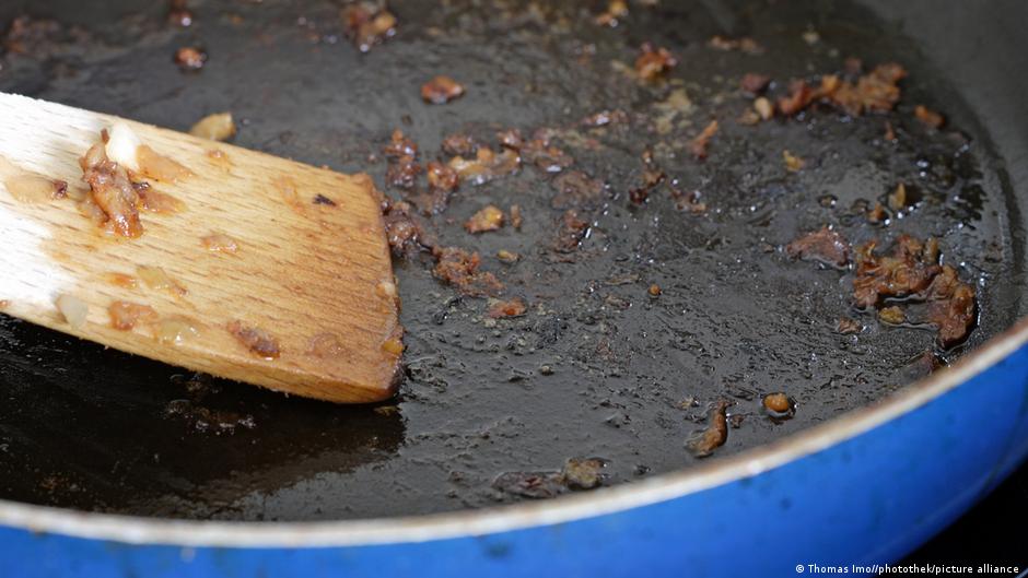 पीफैस रसायन घर-घर में पाए जाते हैं