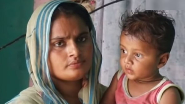 Indian Idol में भी लिया था भाग, गाना गाकर करती हैं बच्चे का पालन-पोषण Indian Idol में भी लिया था भाग, गाना गाकर करती हैं बच्चे का पालन-पोषण