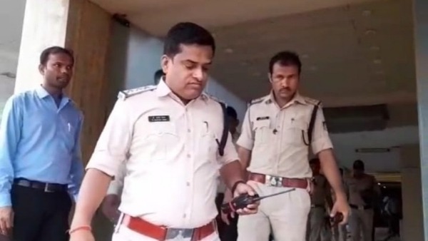 घटना की जानकारी मिलते ही पहुंच गई पुलिस