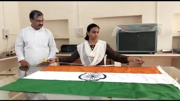 जीवाजी गंज में स्थित है खादी सदन जीवाजी गंज में स्थित है खादी सदन