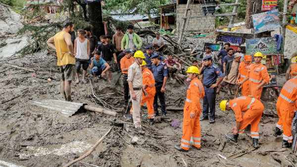  उत्तराखंड में फटा बादल, 13 लोग लापता