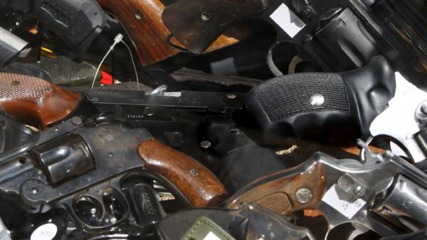 एक महीने से बना रहा था अवैध हथियार एक महीने से बना रहा था अवैध हथियार