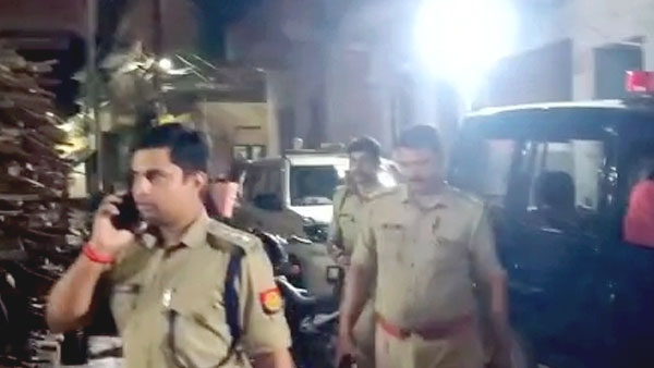 घायल को किया गया वाराणसी रेफर 