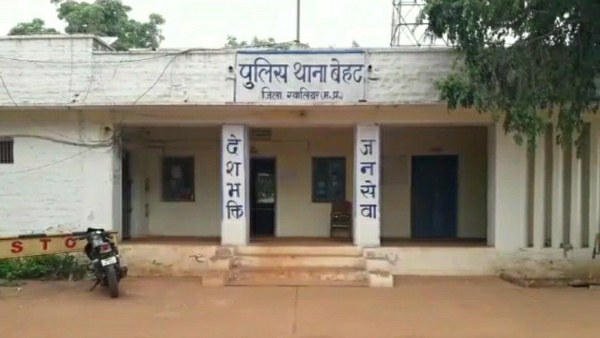 अंगद ने परिवार के साथ मिलकर होतम पर कर दिया हमला अंगद ने परिवार के साथ मिलकर होतम पर कर दिया हमला