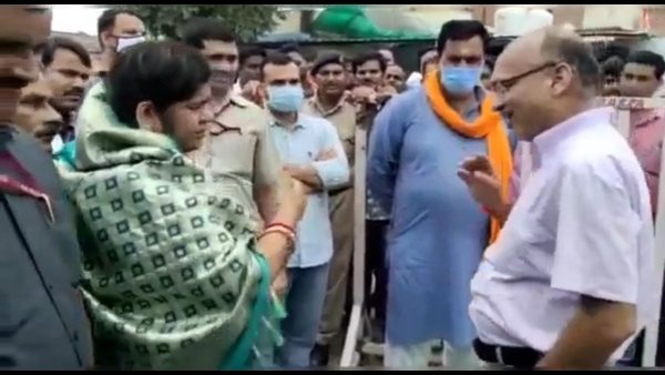 पहले भी सुर्खियों में रह चुकी हैं इमरती देवी पहले भी सुर्खियों में रह चुकी हैं इमरती देवी