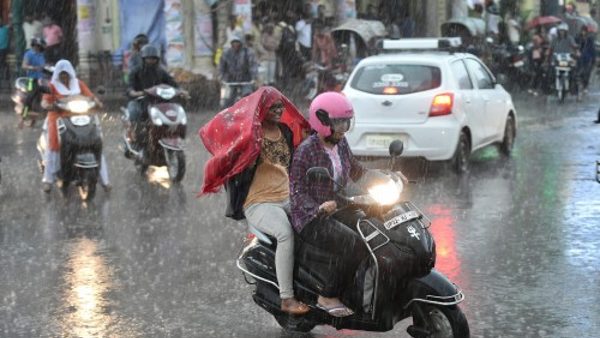 इन राज्यों में बारिश के आसार