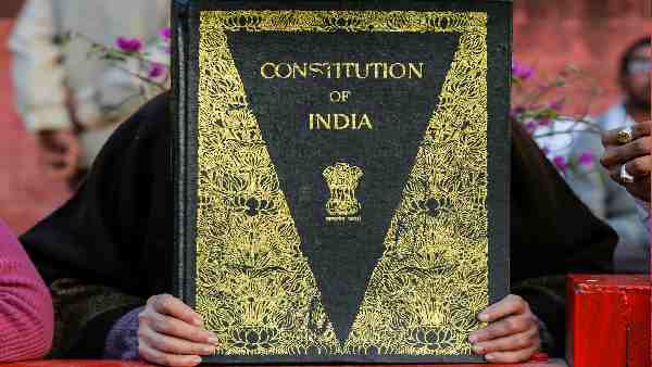 देश का अपना संविधान