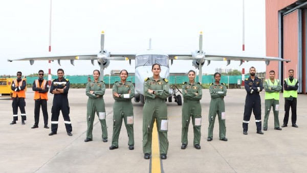INAS 314 पोरबंदर की पांच अधिकारियों ने किया मिशन