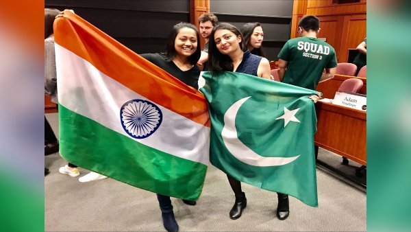 'सीमाएं और स्थान इंसानों ने बनाए'