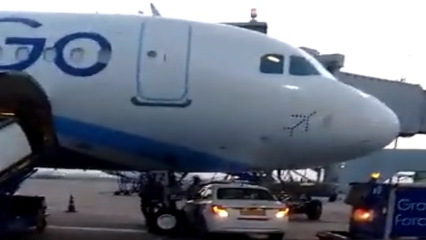 सुरक्षा निर्देश सभी भाषाओं में उपलब्ध होने चाहिए सुरक्षा निर्देश सभी भाषाओं में उपलब्ध होने चाहिए