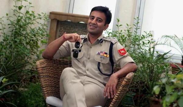 जब ऑफिस में आई ब्‍यूटी कुमारी