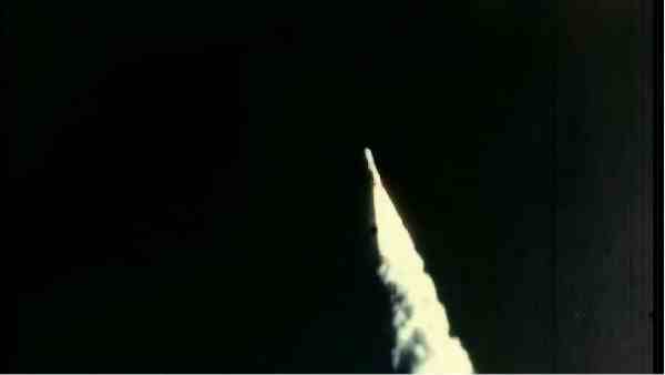 1963 में पहला साउंडिंग रॉकेट लॉन्च